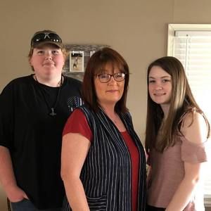 Meet your Posher, Dana